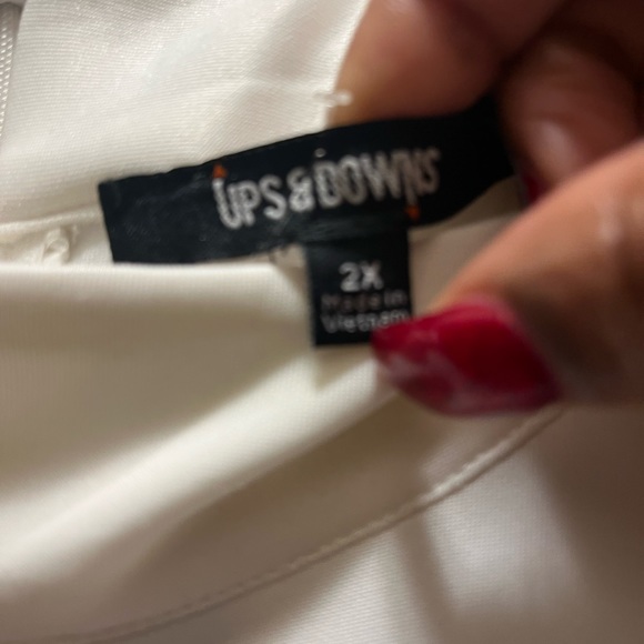 Off White High Low Peplum - Picture 2 of 3